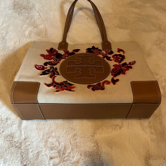 Tory Burch Ella Tote Bag In Ivory  Mountain Paisley NWOT - Picture 5 of 6